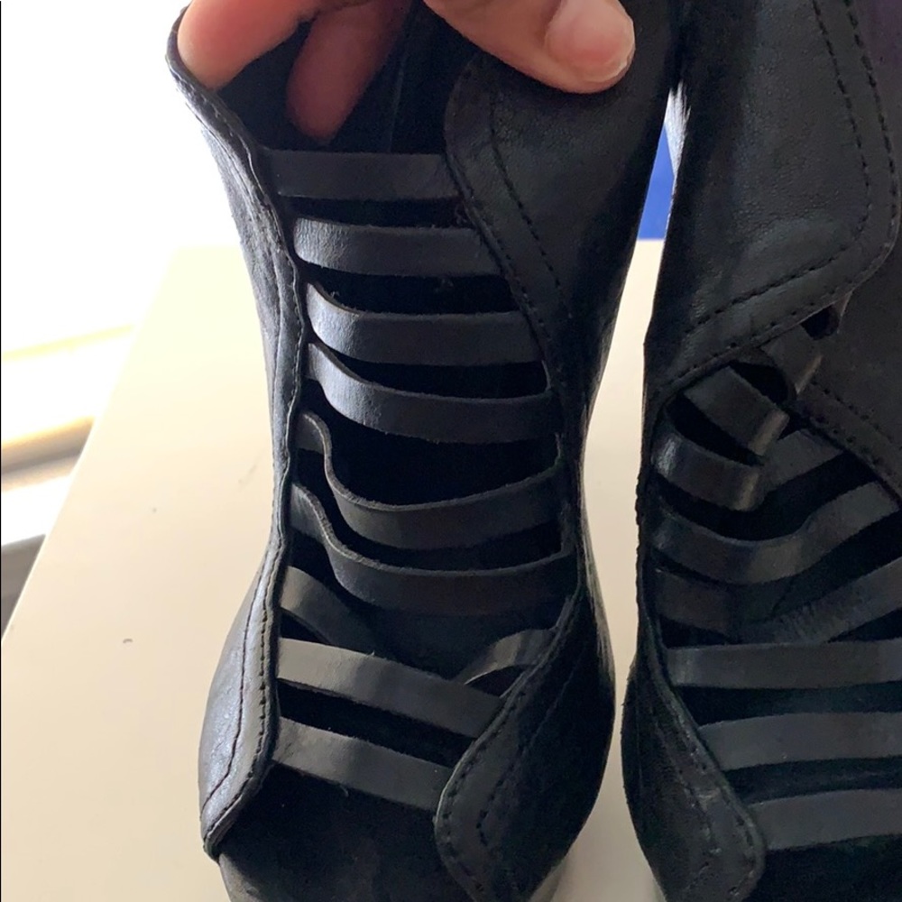Bcbg Max Azria Caged booties